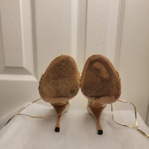 Gucci wrap ankle heel women shoe size 8